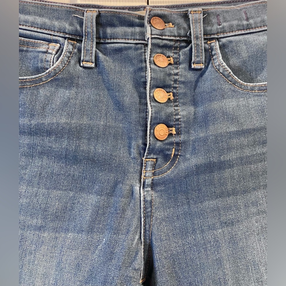 Madewell 10” Highrise Button Fly Skinny Jeans in Medium Wash, Size 27 - Picture 2 of 5